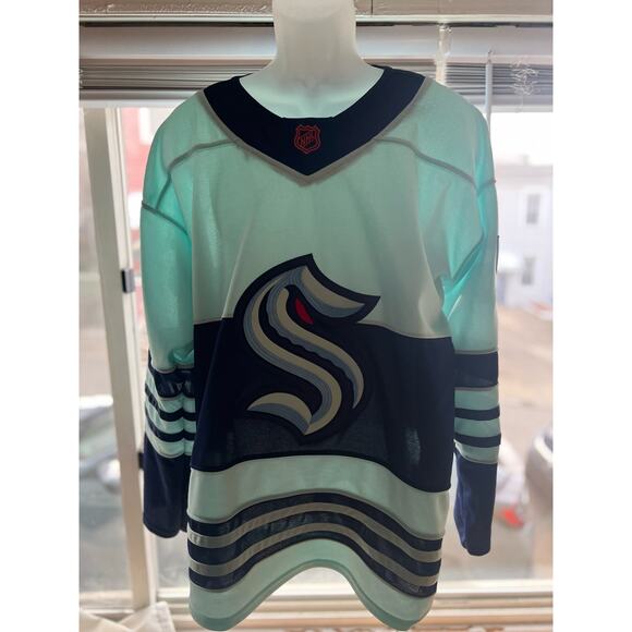 Seattle Kraken Shane Wright #51 Authentic Adidas NHL Jersey – Men’s Pro Fan Gear - Picture 1 of 5